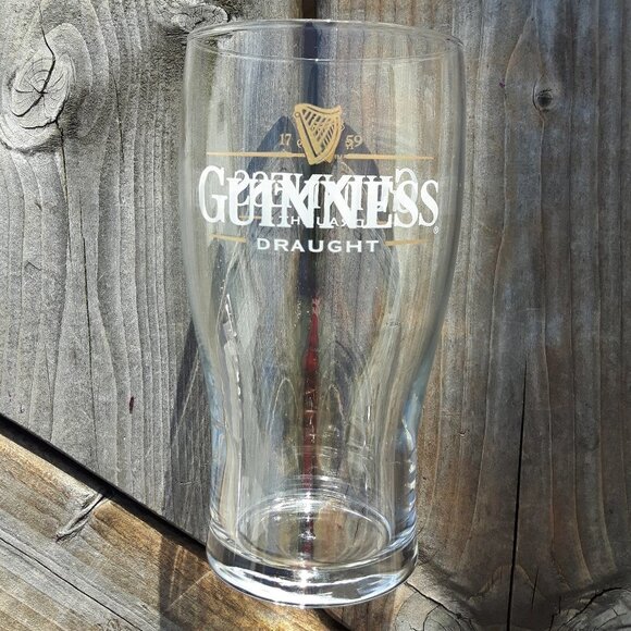 Guinness Draught Glass Guinness Pint Glass - Picture 2 of 3